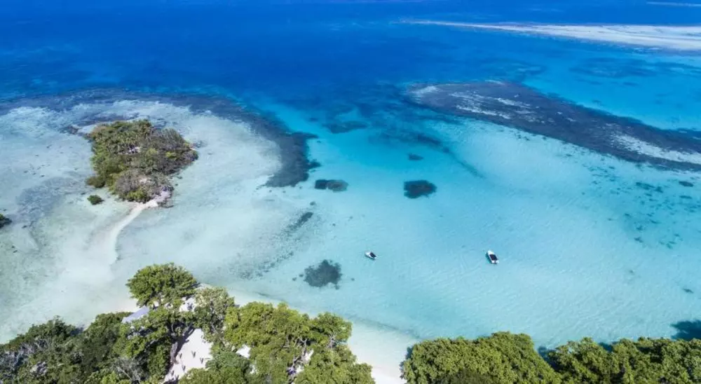 Barrier Beach Resort 해외숙소 예약할땐 야놀자