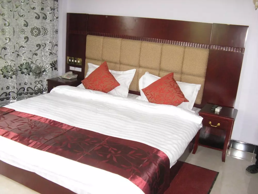 Dar es Salaam Shekilango Road, Kijitonyama 사진, 가격, 위치소개 | NOL