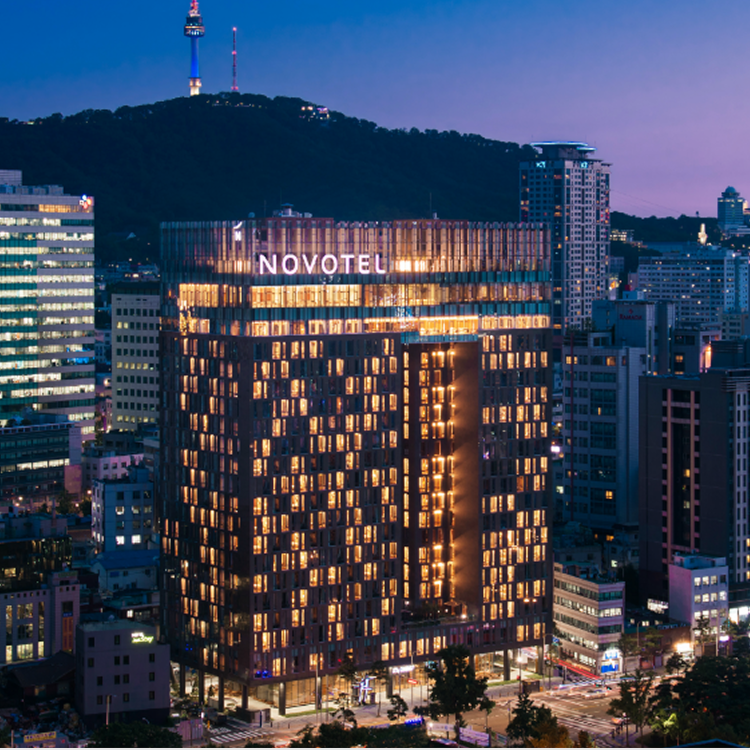 노보텔 앰배서더 동대문 호텔&레지던스 (프리미어 스위트+2인 라운지 포함)